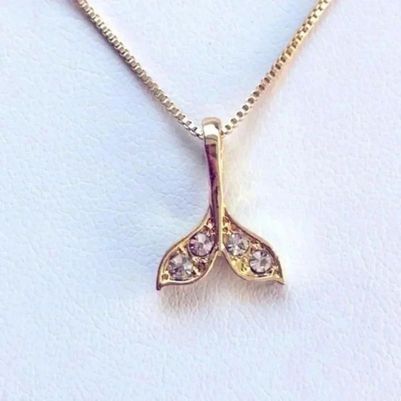 Gold Tone Mermaid Tail Crystal Pendant Necklace NWT - Picture 1 of 3